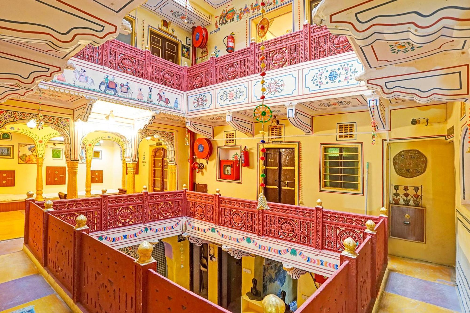 מלון ג'איפור Super Collection O Ramganj Near Hawa Mahal מראה חיצוני תמונה